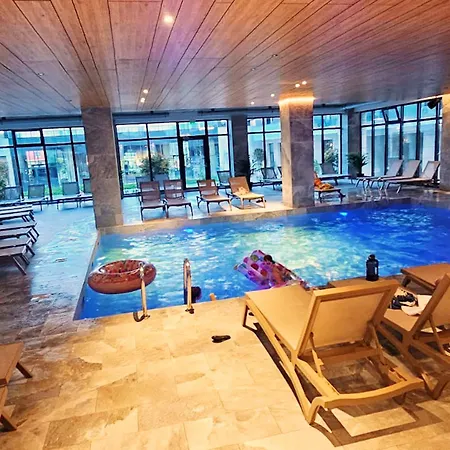 Sea Paradise - Odyssey Pool & Daire Navodari