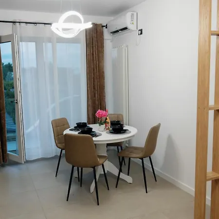 Sea Paradise - Odyssey Pool & Daire Navodari