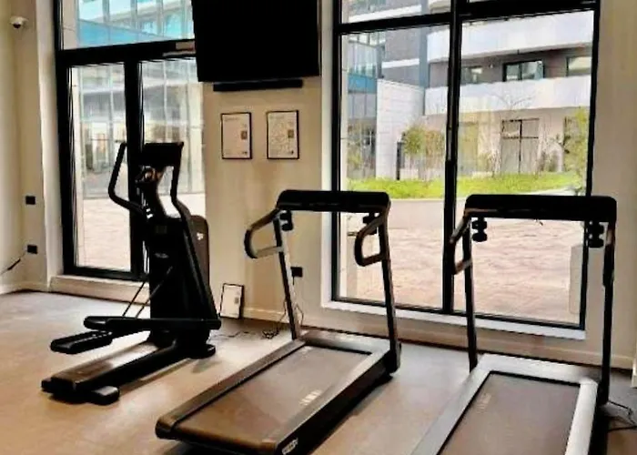 Sea Paradise - Odyssey Pool & شقة Năvodari